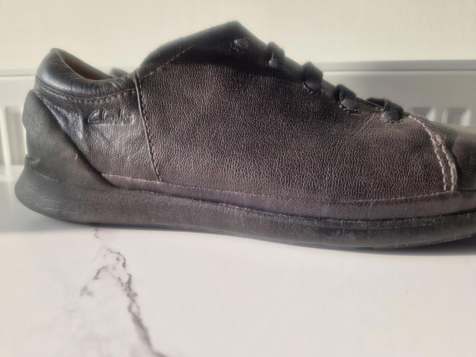 Clarks Black Leather Flexlite Lightweight Trainers Uk Size 11 G Preowened  Vgc