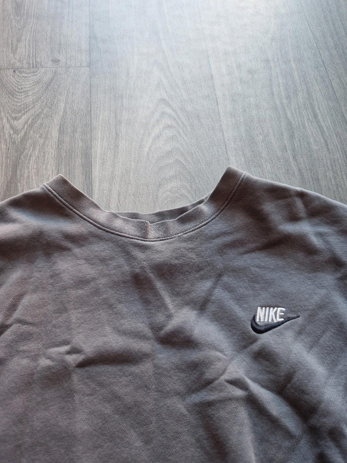 Nike Sweatshirt Mens  Grey Swoosh Crewneck Pullover Jumper/ Sweater Uk Size L Gc