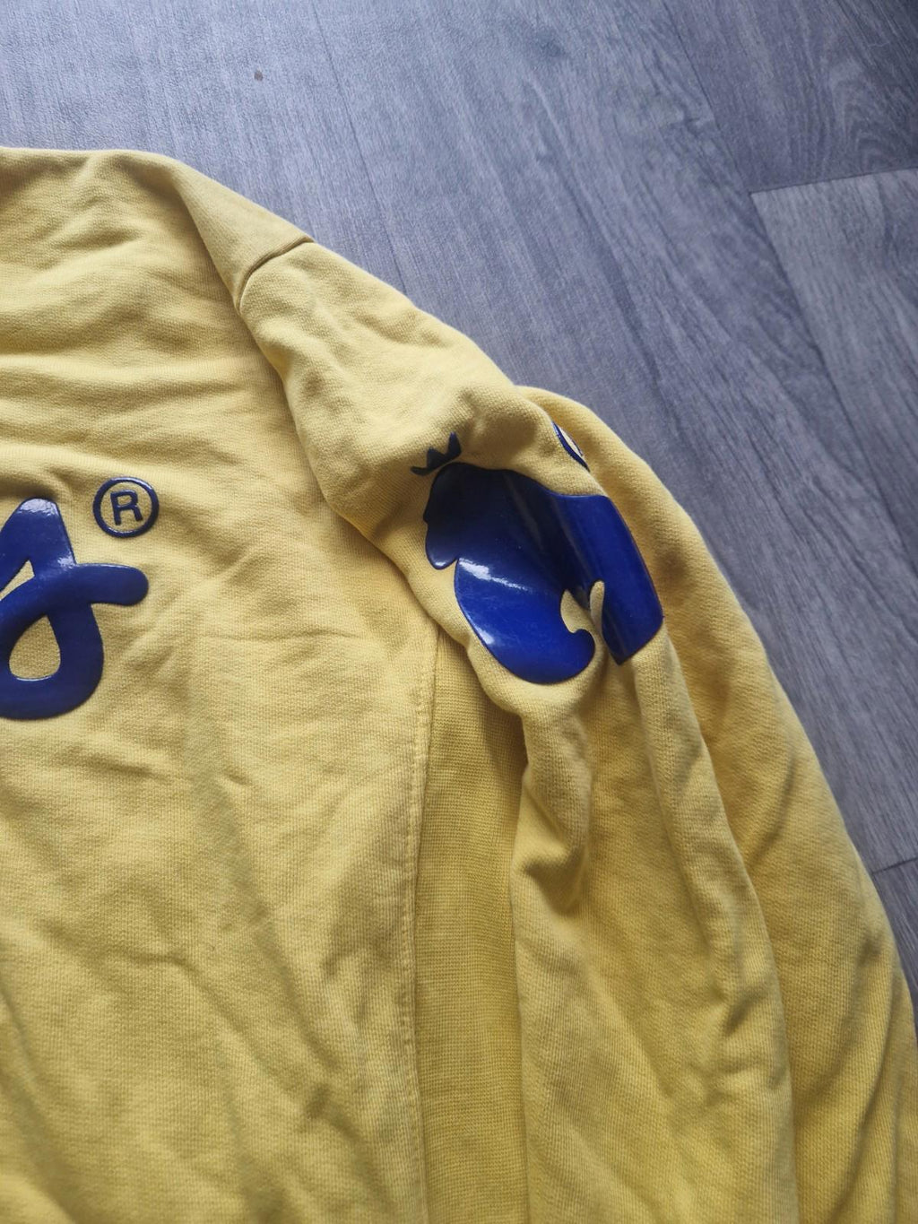 The Money Sig Ape Crew Yellow Crew Neck Sweater  Uk Xl Gc