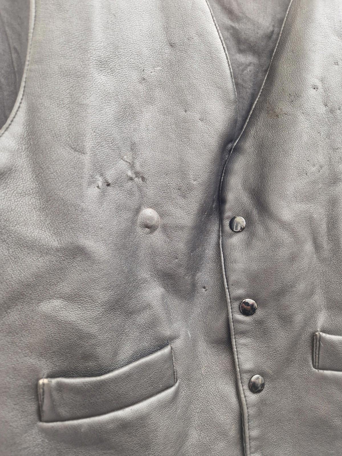 Zip It London  Leather Biker Waistcoat  Some Marks From Pin Badges Uk L 20"  P2P