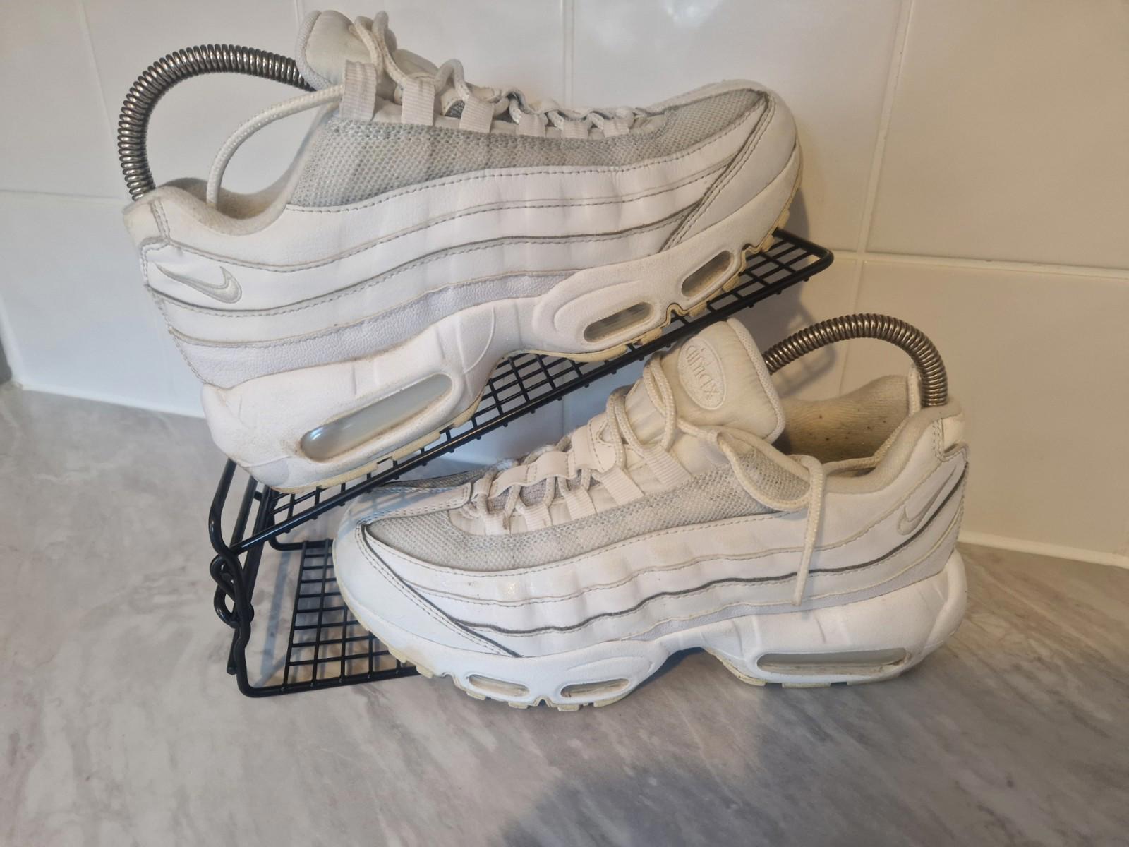Nike Air Max 95 GS White CJ3906-100 Uk Size 6 Gc