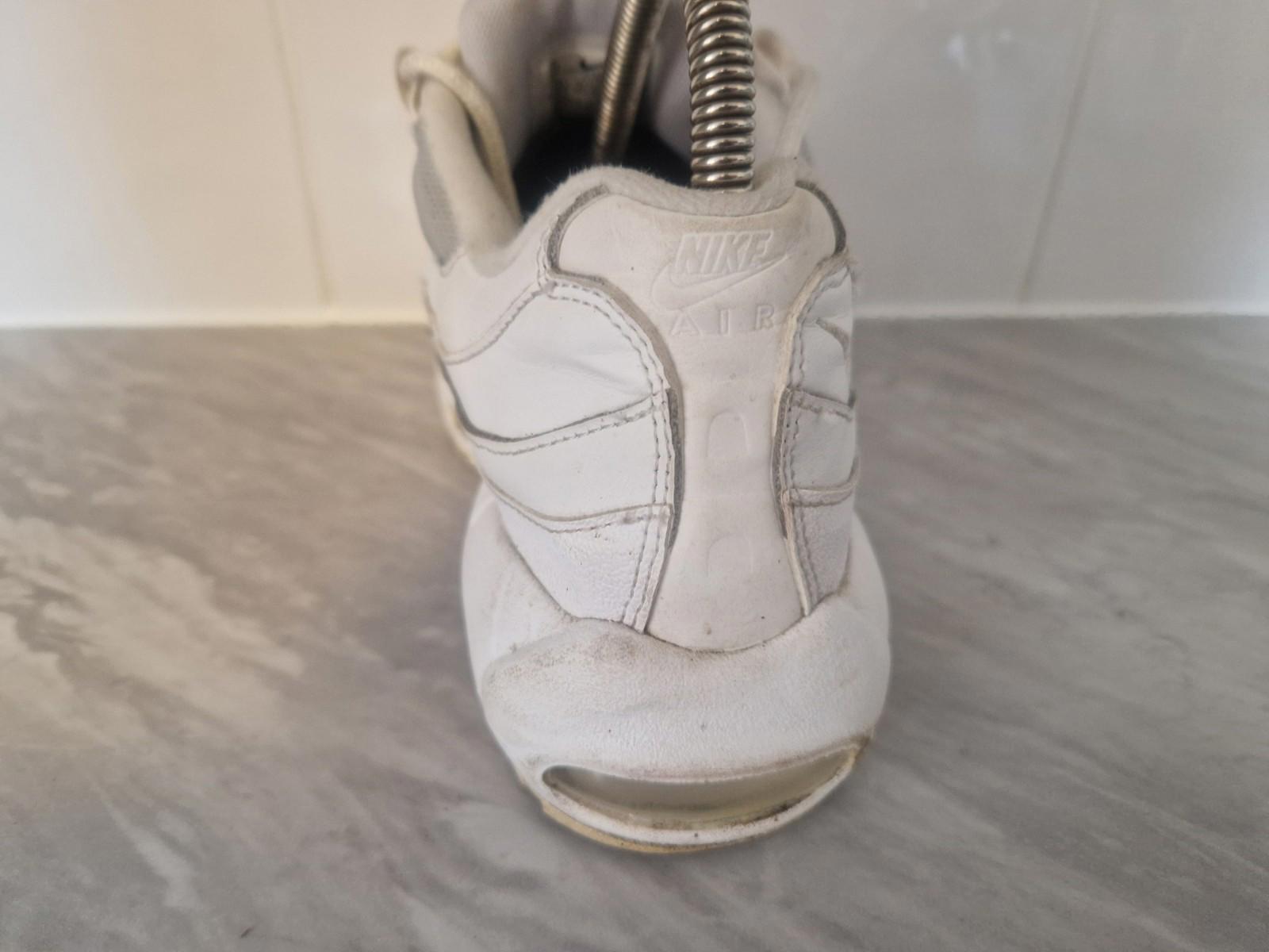 Nike Air Max 95 GS White CJ3906-100 Uk Size 6 Gc