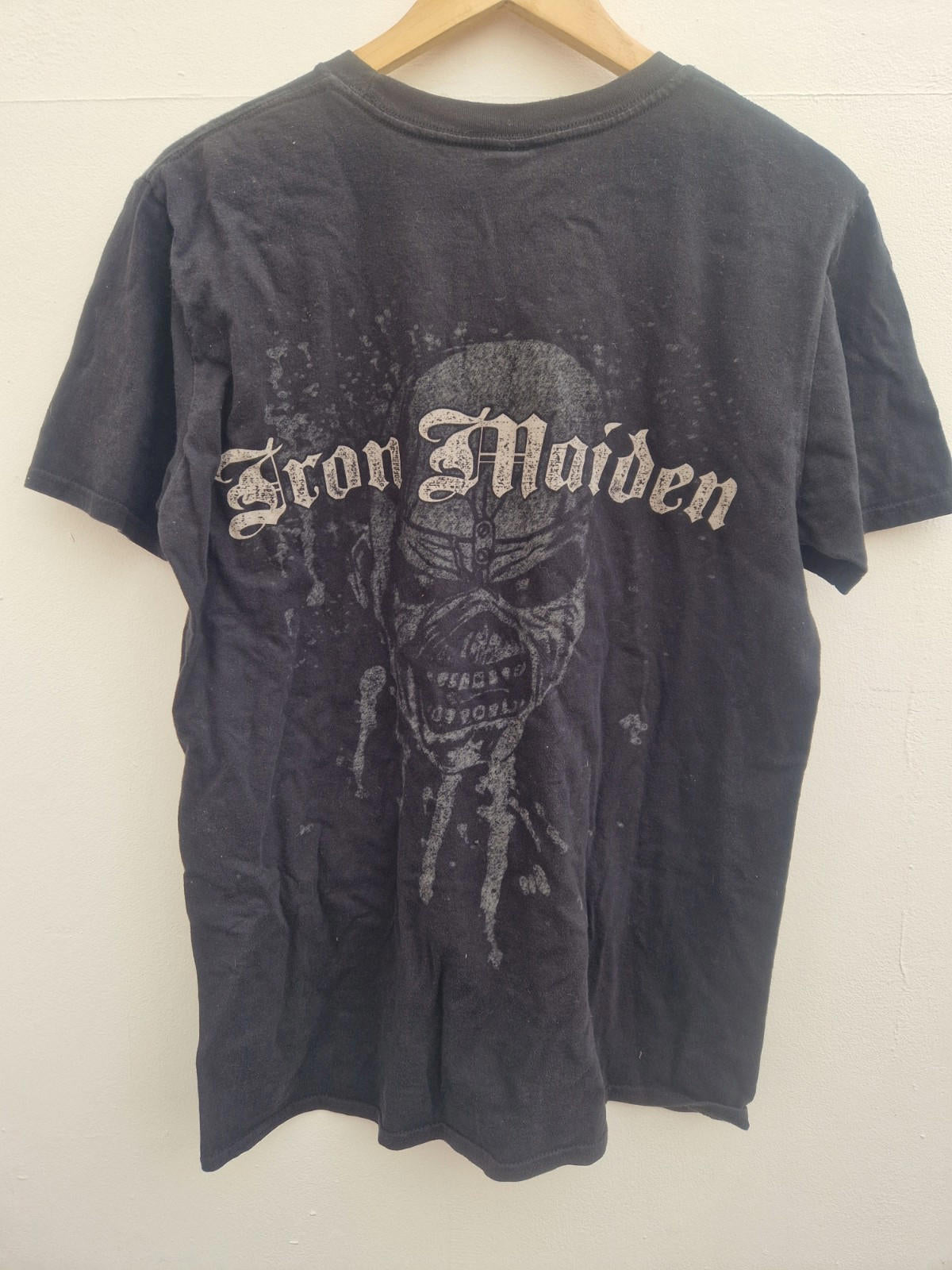2011 Iron Maiden The Trooper T-Shirt In A Gildan  Label Uk Size M Gc
