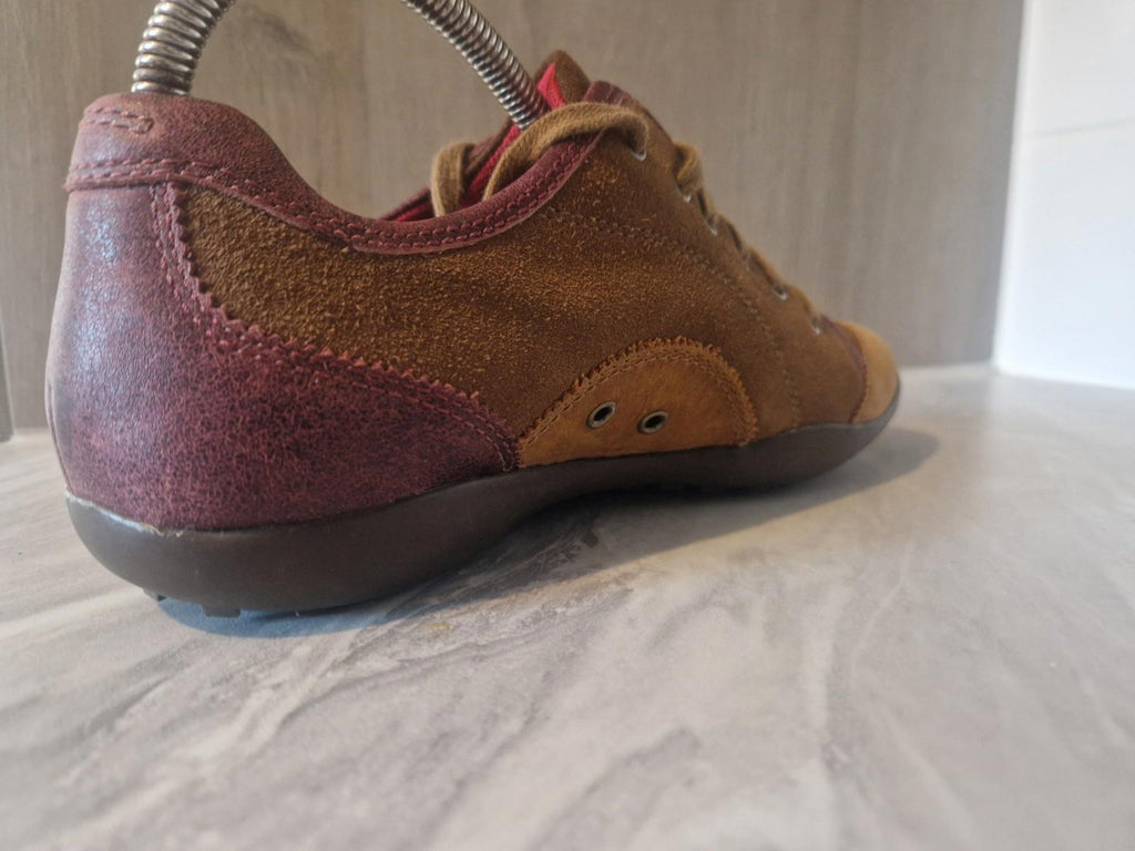 Timberland Comforia Soft Suede  Comfort Flat Shoes / Trainers  8.5w Uk 6.5 Vgc