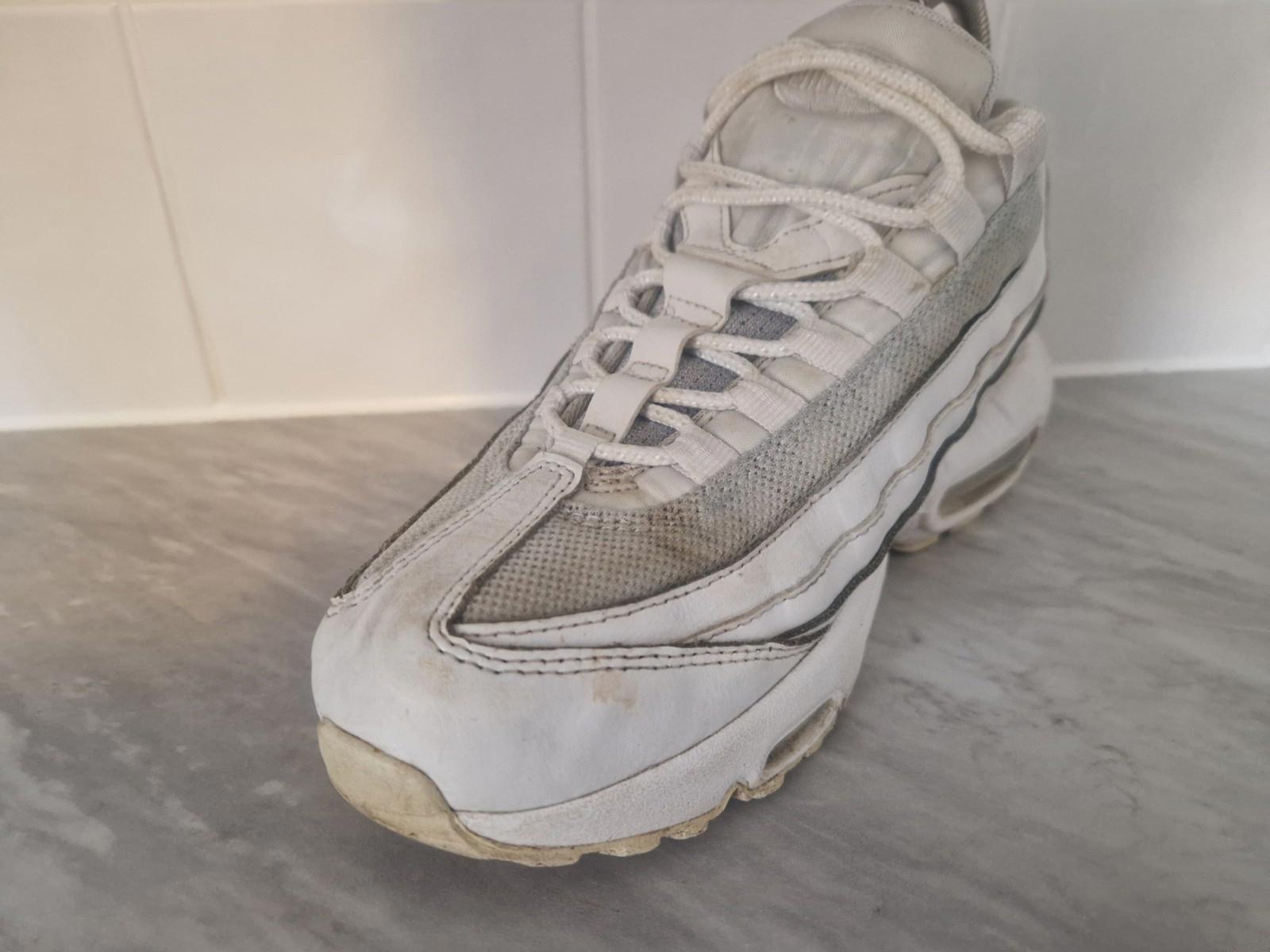 Nike Air Max 95 GS White CJ3906-100 Uk Size 6 Gc