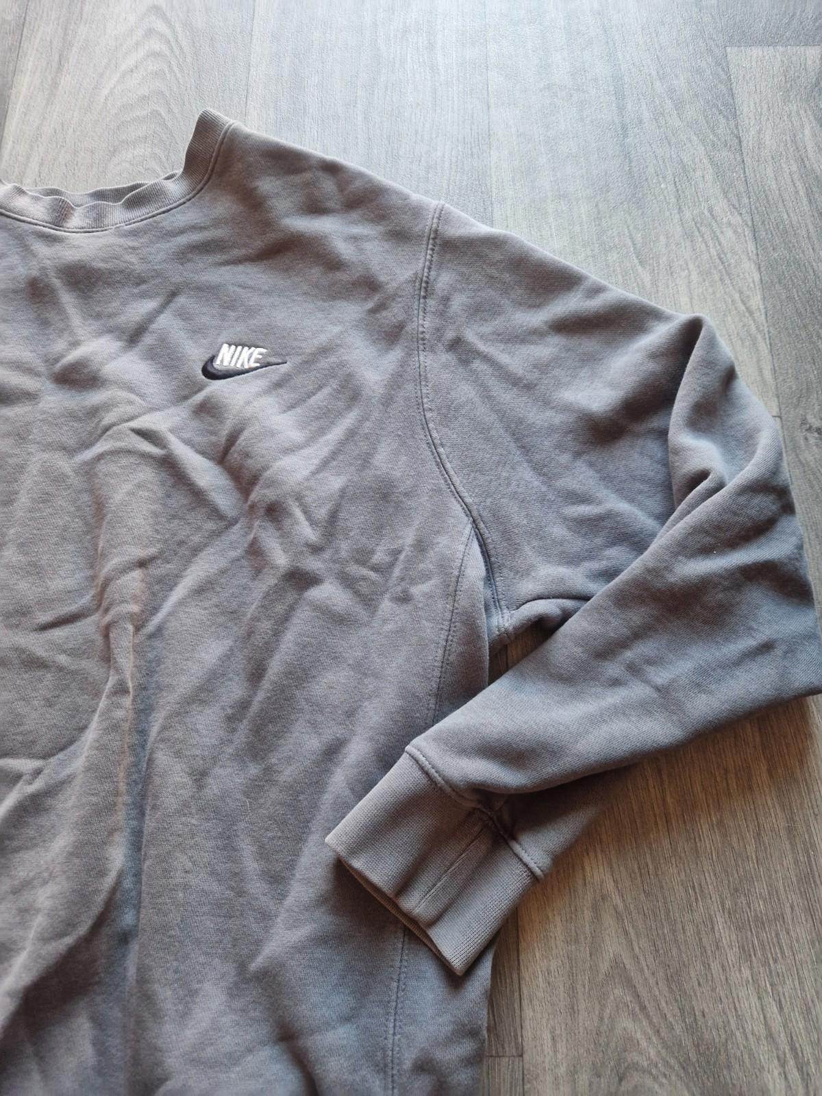 Nike Sweatshirt Mens  Grey Swoosh Crewneck Pullover Jumper/ Sweater Uk Size L Gc