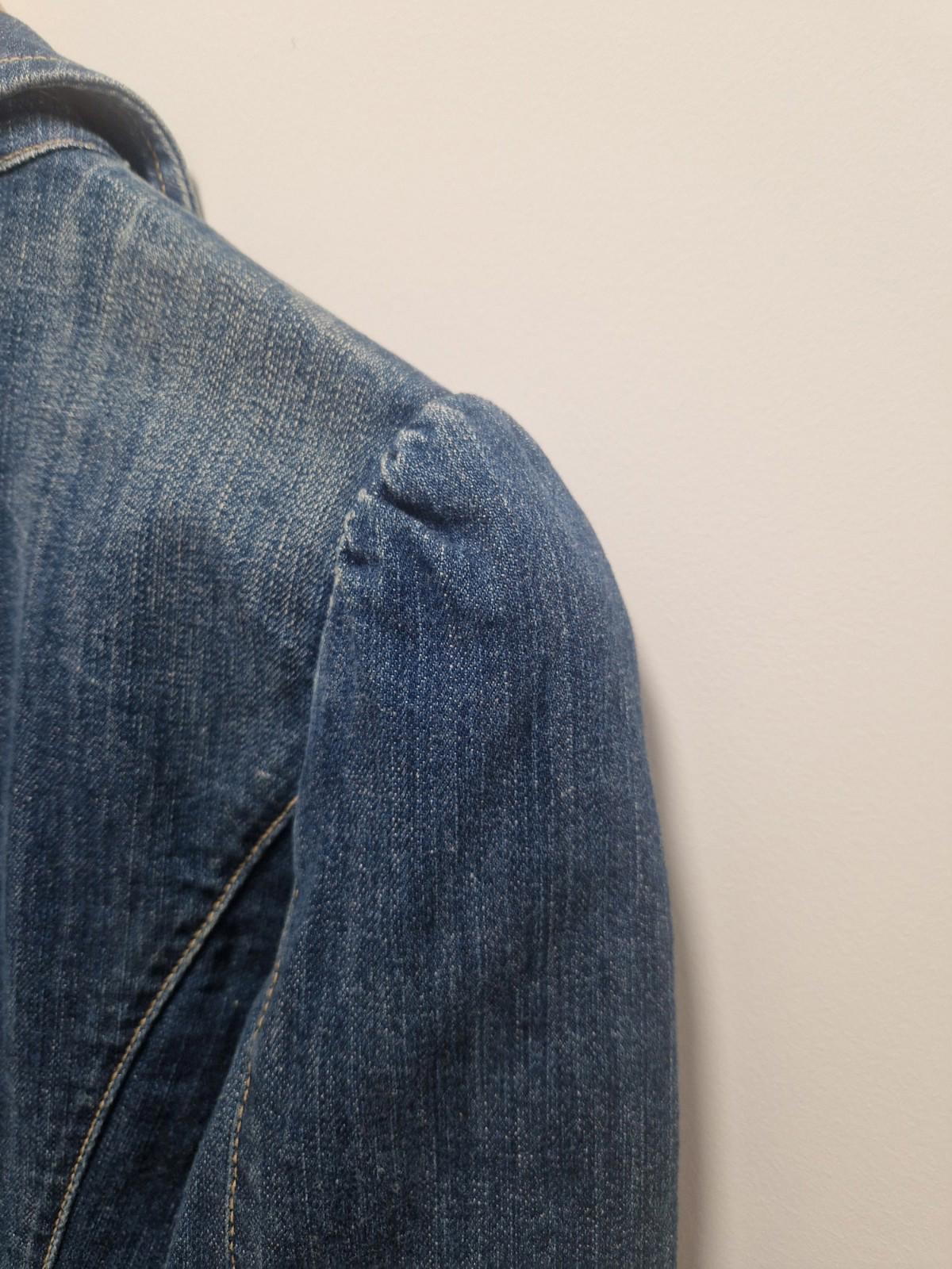 Gap 2 Button  Blue Denim  Jackets Ladies Uk Size 8 Gc