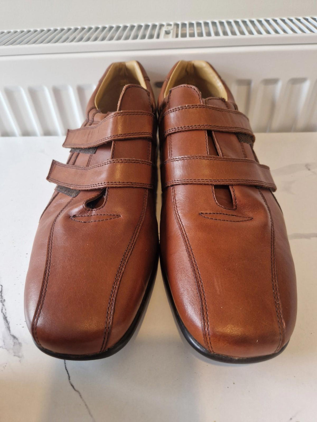 Clarks Brown Leather Slip On  Shoes/trainers  Ex Shop Display Unboxed Uk Size 11