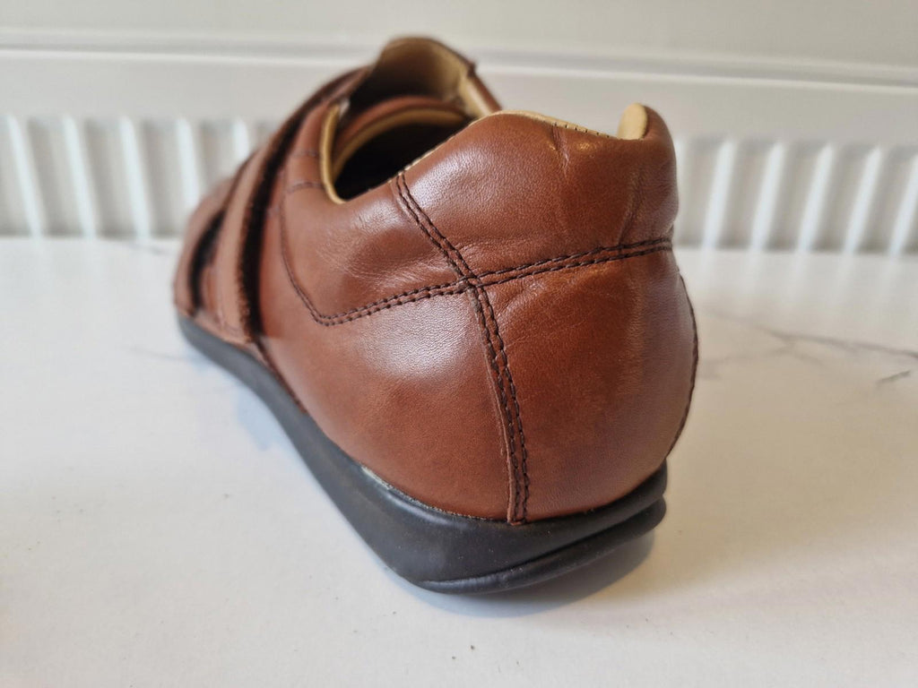 Clarks Brown Leather Slip On  Shoes/trainers  Ex Shop Display Unboxed Uk Size 11