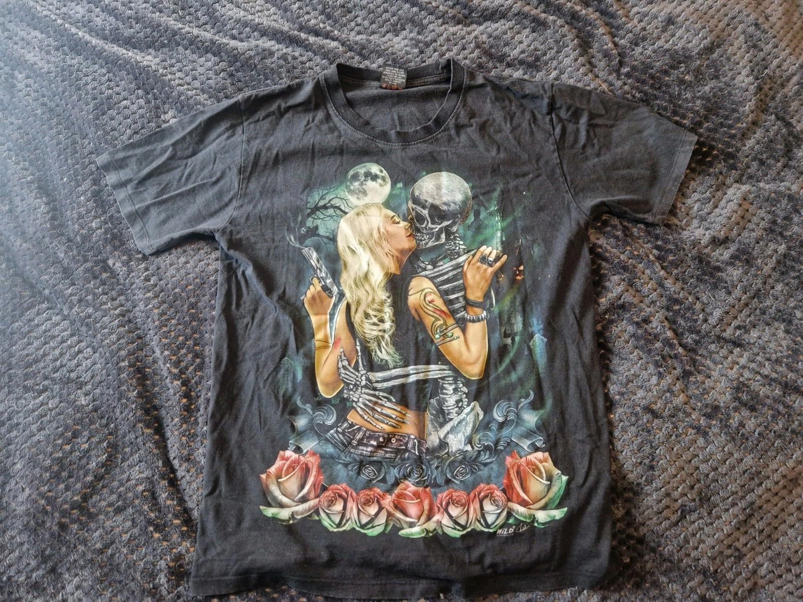 Grim Reaper Kiss Graphic  T-shirt  Front & Back Hit Uk Size L On A Wild Tag Vgc