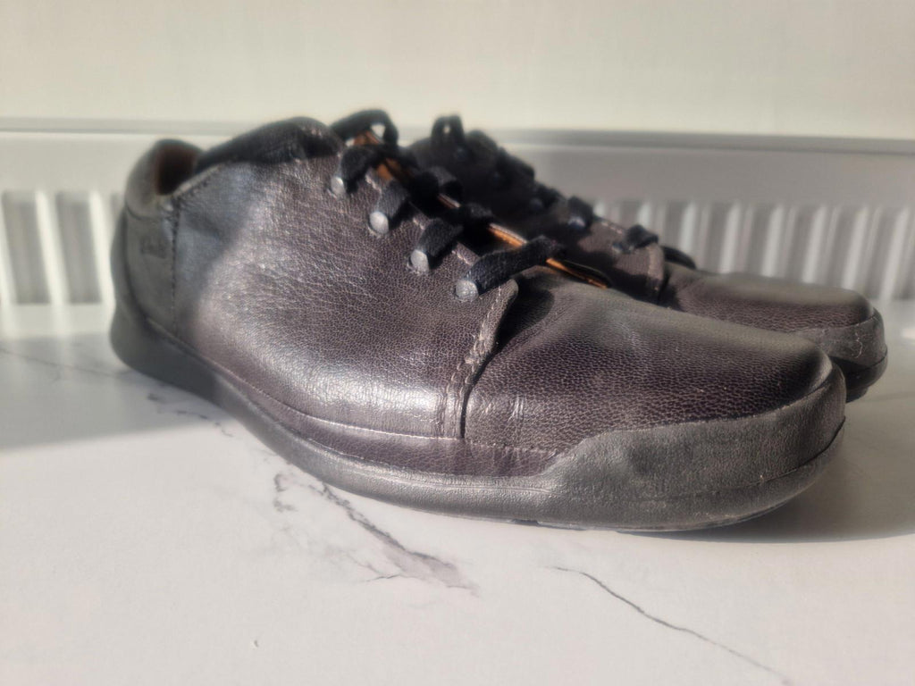 Clarks Black Leather Flexlite Lightweight Trainers Uk Size 11 G Preowened  Vgc