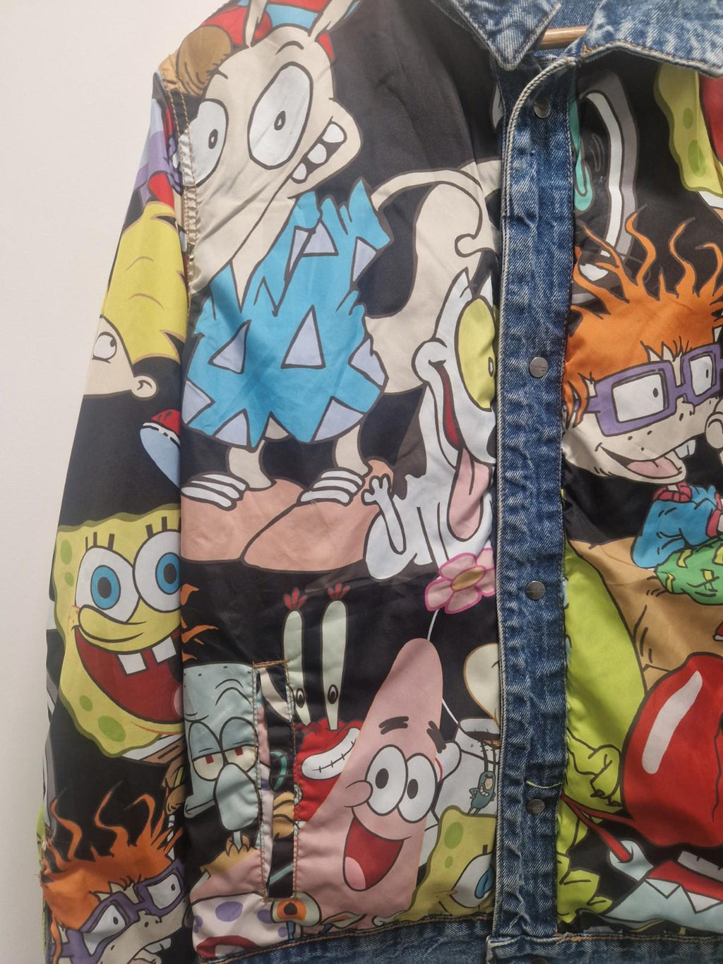 Nickelodeon 90’s Cartoon Mash Print Reversible  Jacket Size L Mens Members Only