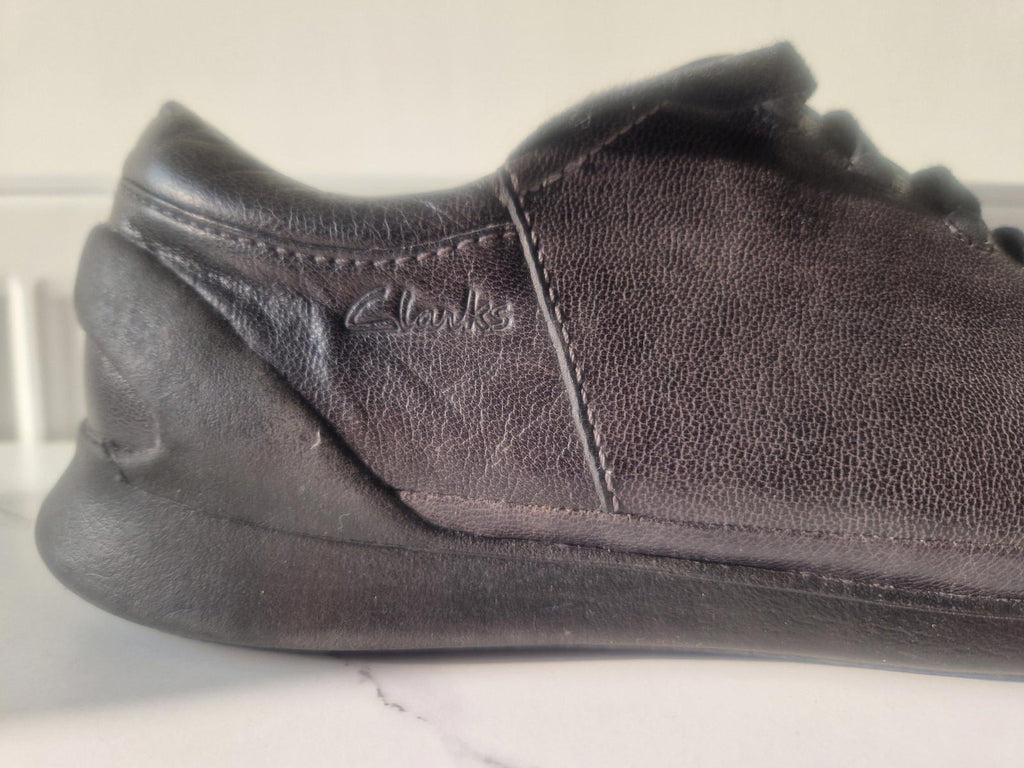 Clarks Black Leather Flexlite Lightweight Trainers Uk Size 11 G Preowened  Vgc
