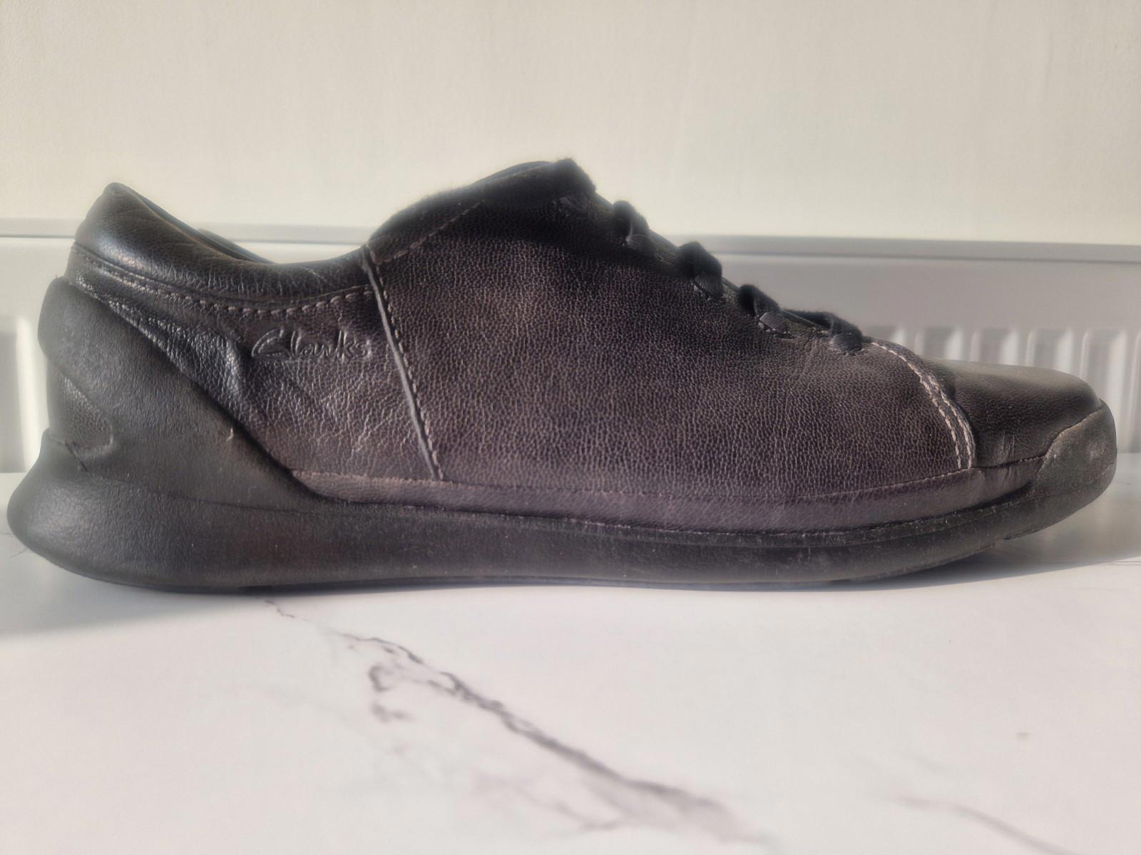 Clarks Black Leather Flexlite Lightweight Trainers Uk Size 11 G Preowened  Vgc