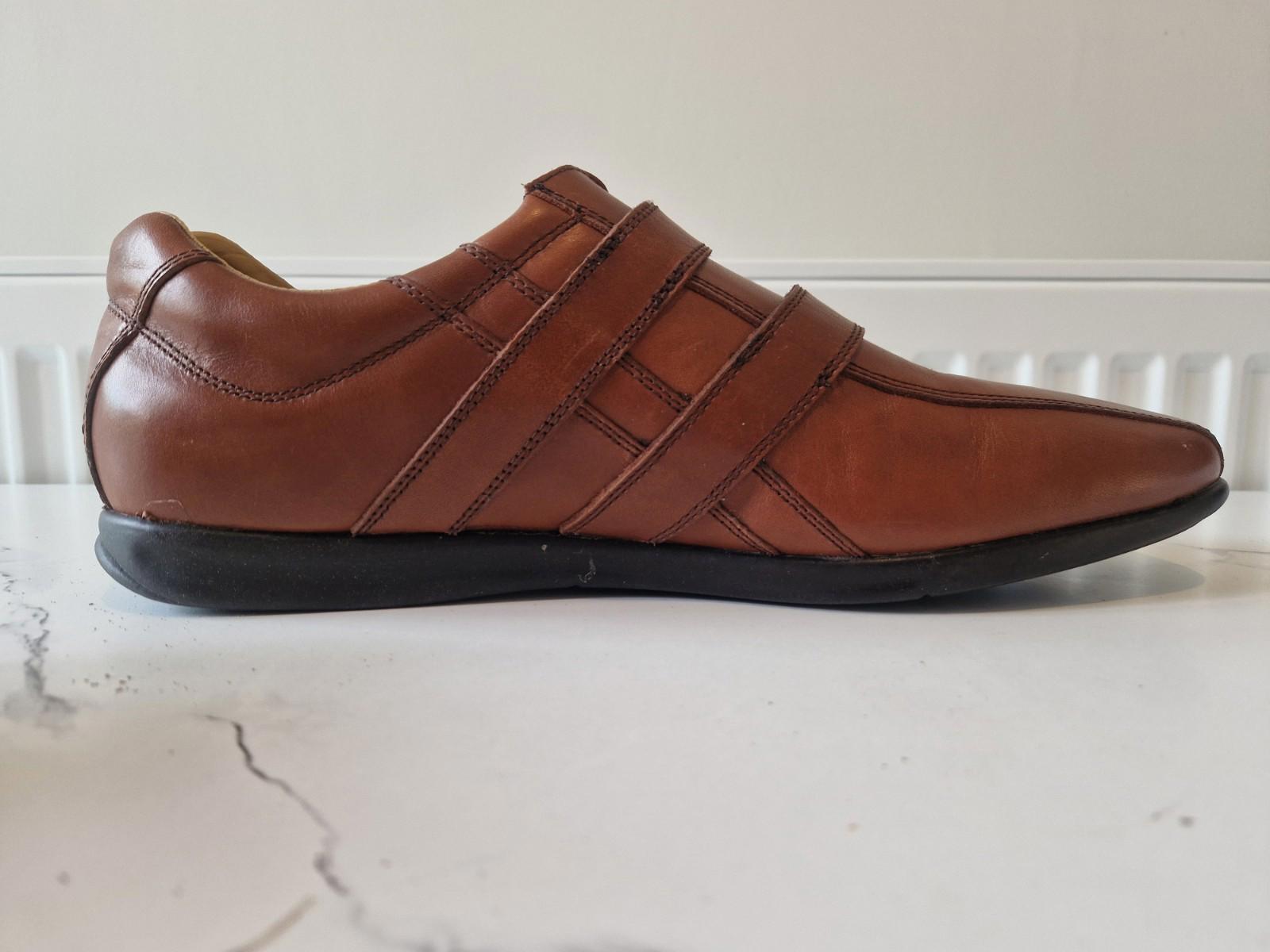 Clarks Brown Leather Slip On  Shoes/trainers  Ex Shop Display Unboxed Uk Size 11