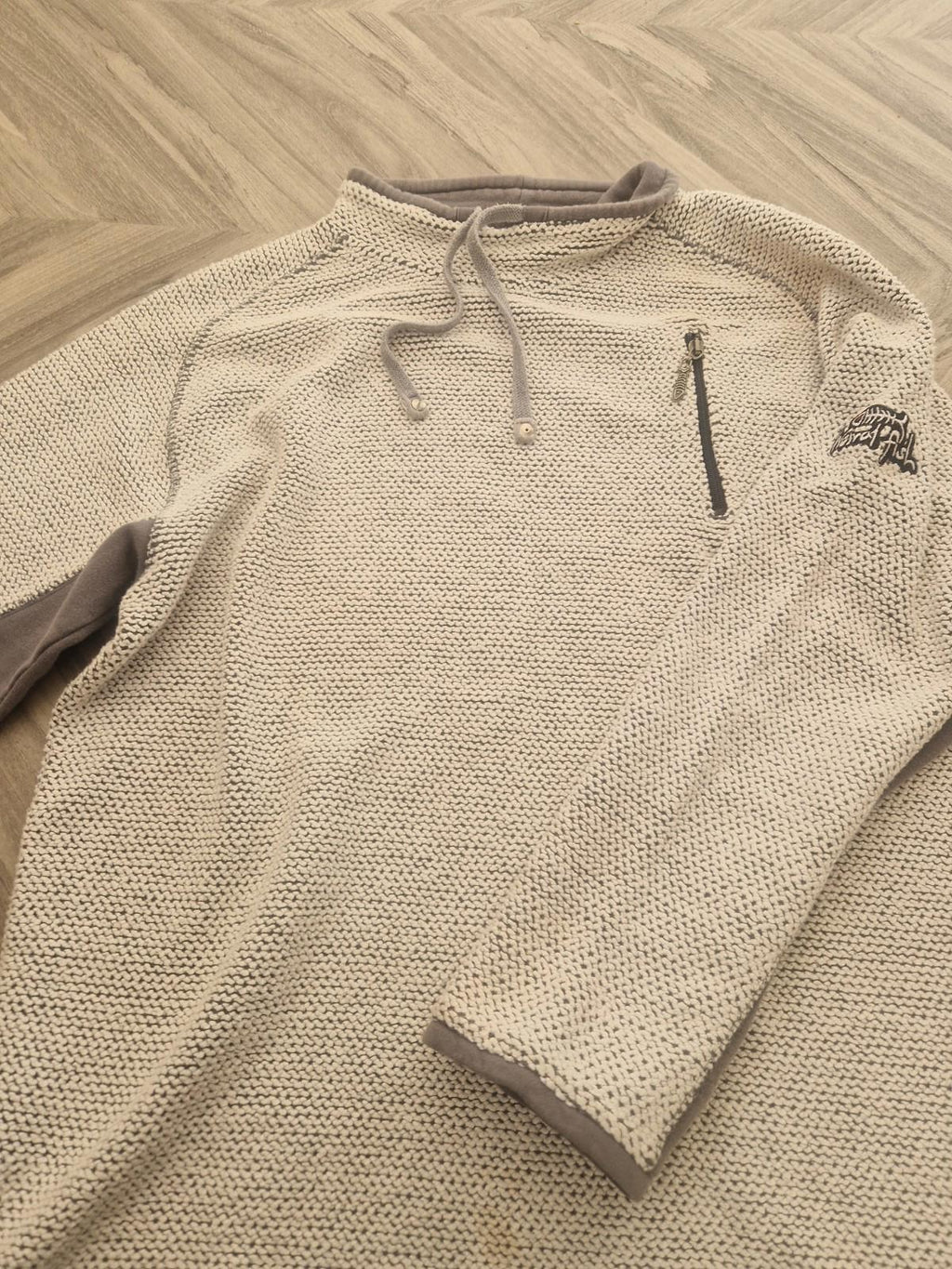 Weird Fish Macaroni Knit Mock Neck Jumper Cream Colour   Uk Size M Vgc
