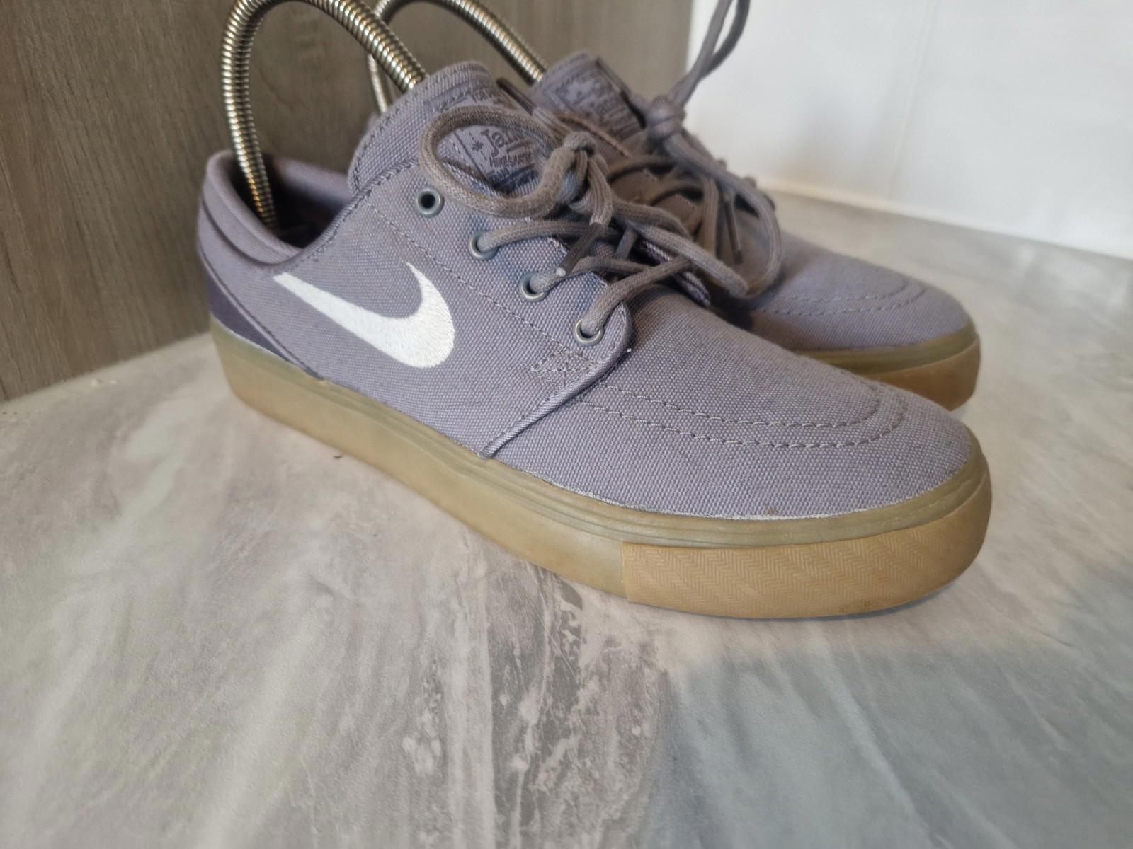 Nike SB Stefan Janoski Grey Skateboarding Canvas Trainers Gum Sole  - UK 5  Vgc