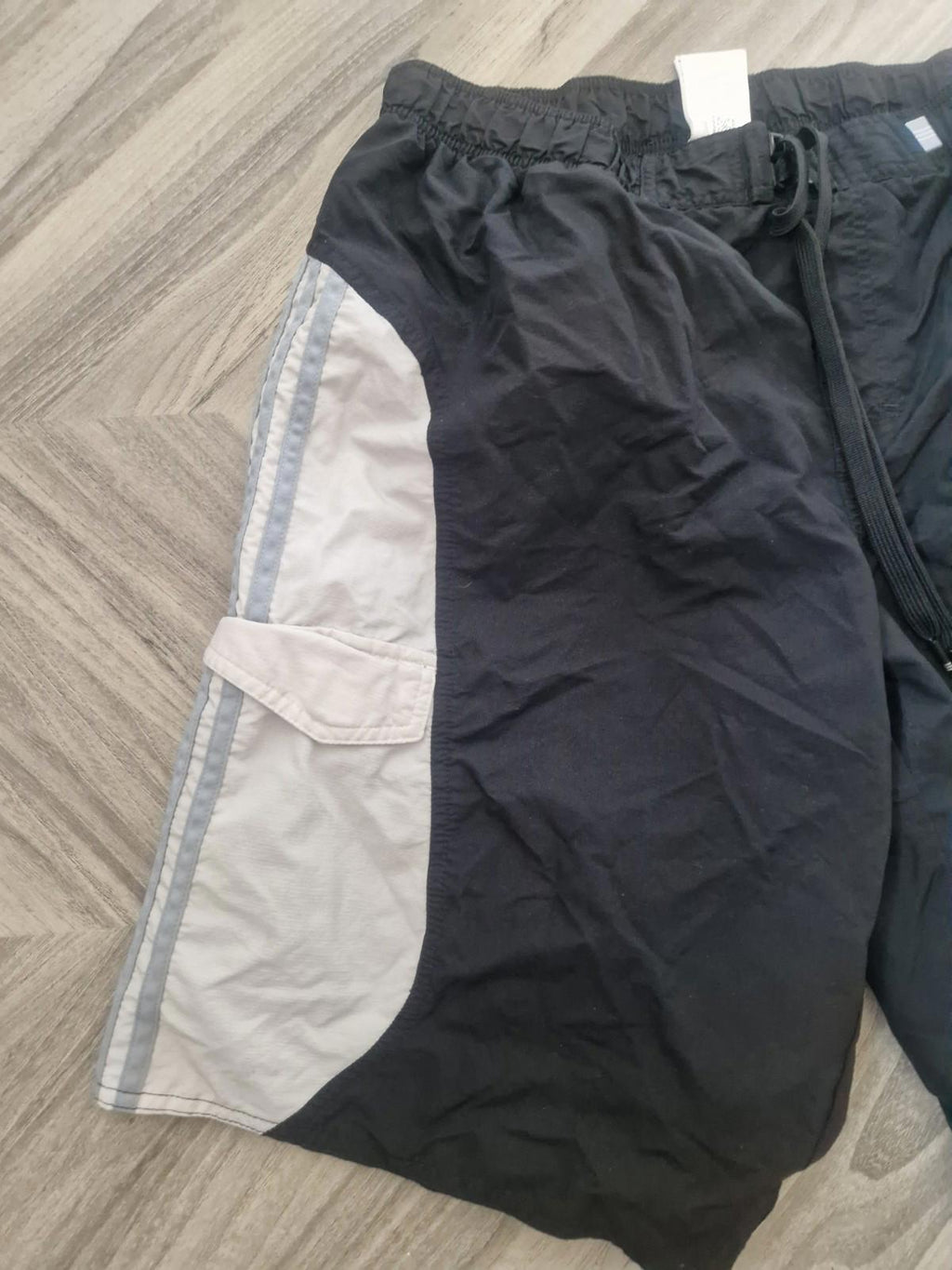 Adidas Mesh Lined Black & White Hits Shorts With Side Pocket Uk Size L Gc 2012