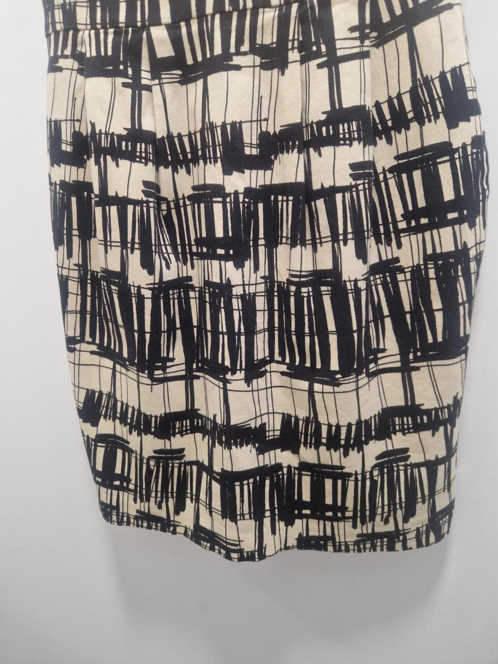 Coast Women's Beige and Black Fitted Lined Dress Size UK 8 Gc