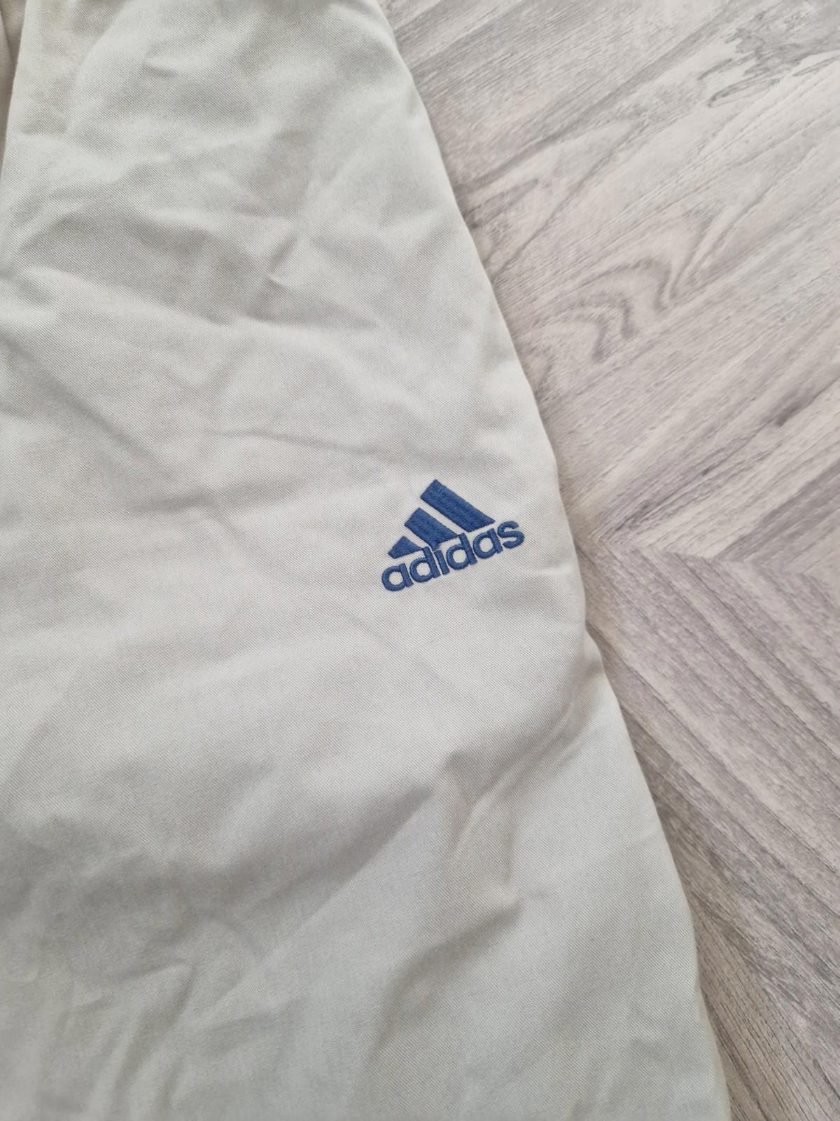 Vintage 90s adidas Biege Cotton Shorts  Embroidered Logo Hit On Pocket Uk 36w