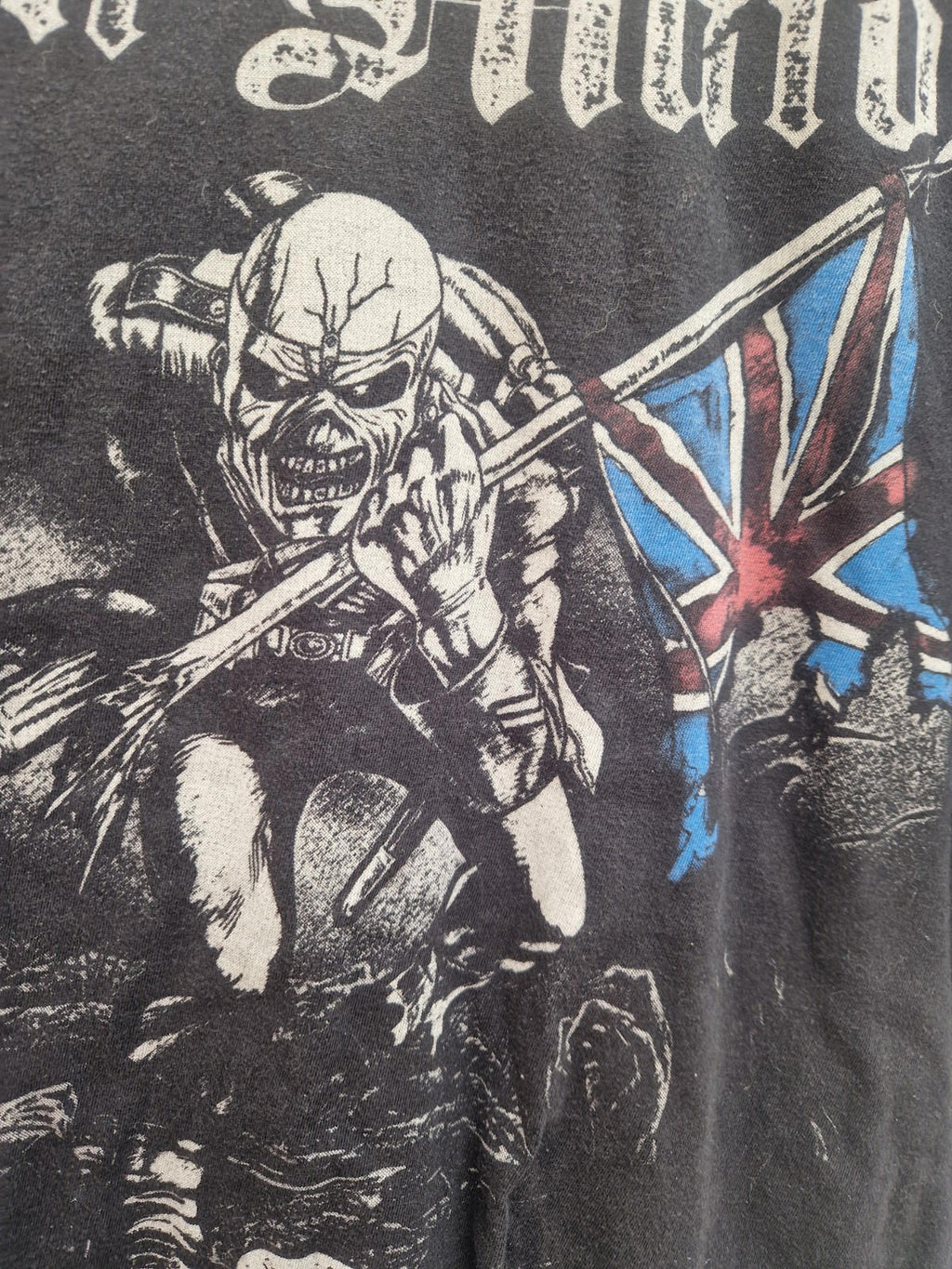 2011 Iron Maiden The Trooper T-Shirt In A Gildan  Label Uk Size M Gc