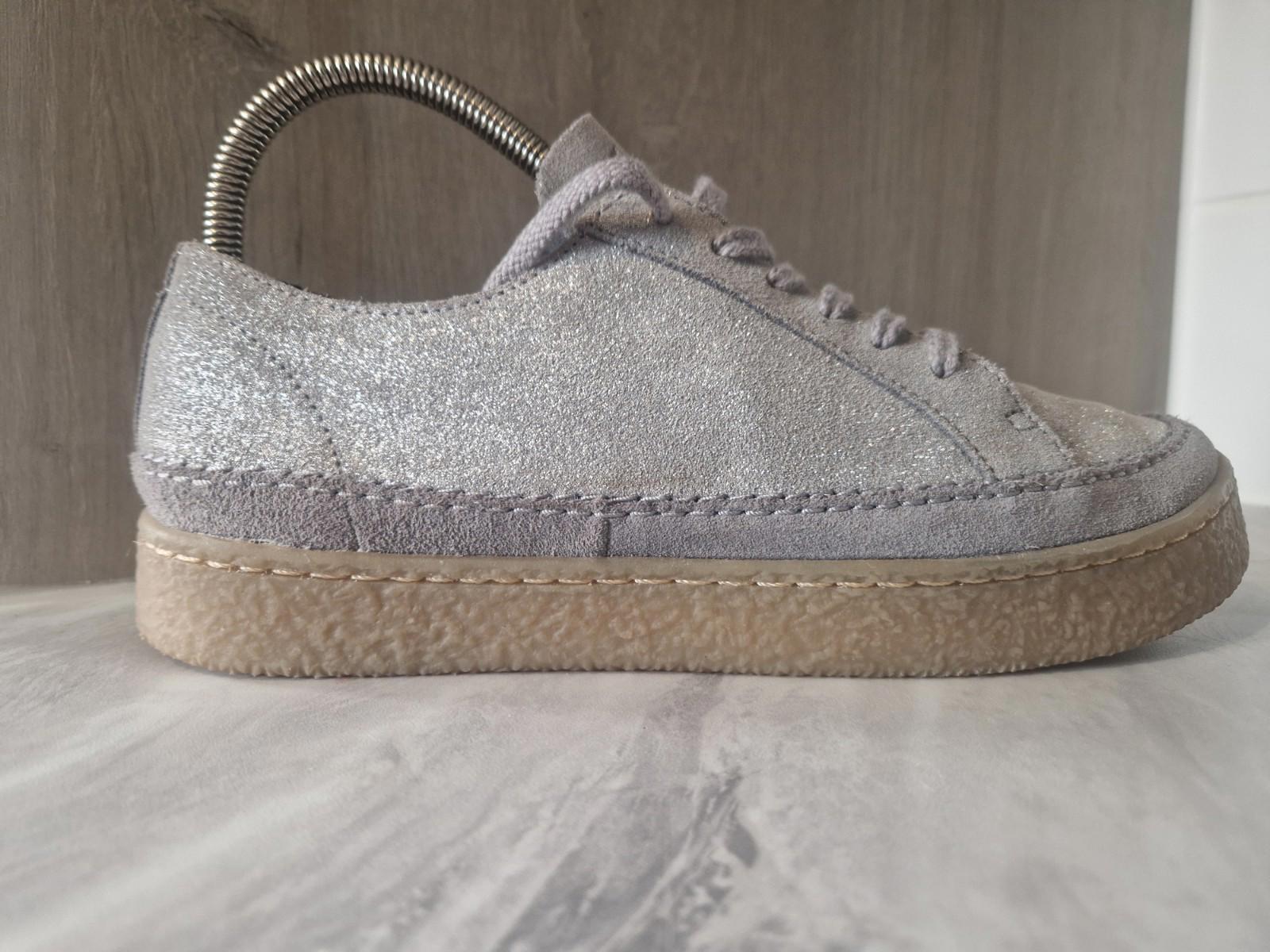 Clarks Barleigh lace silver glitter grey  Suede shoe Gum Sole Uk Size 6.5 Gc