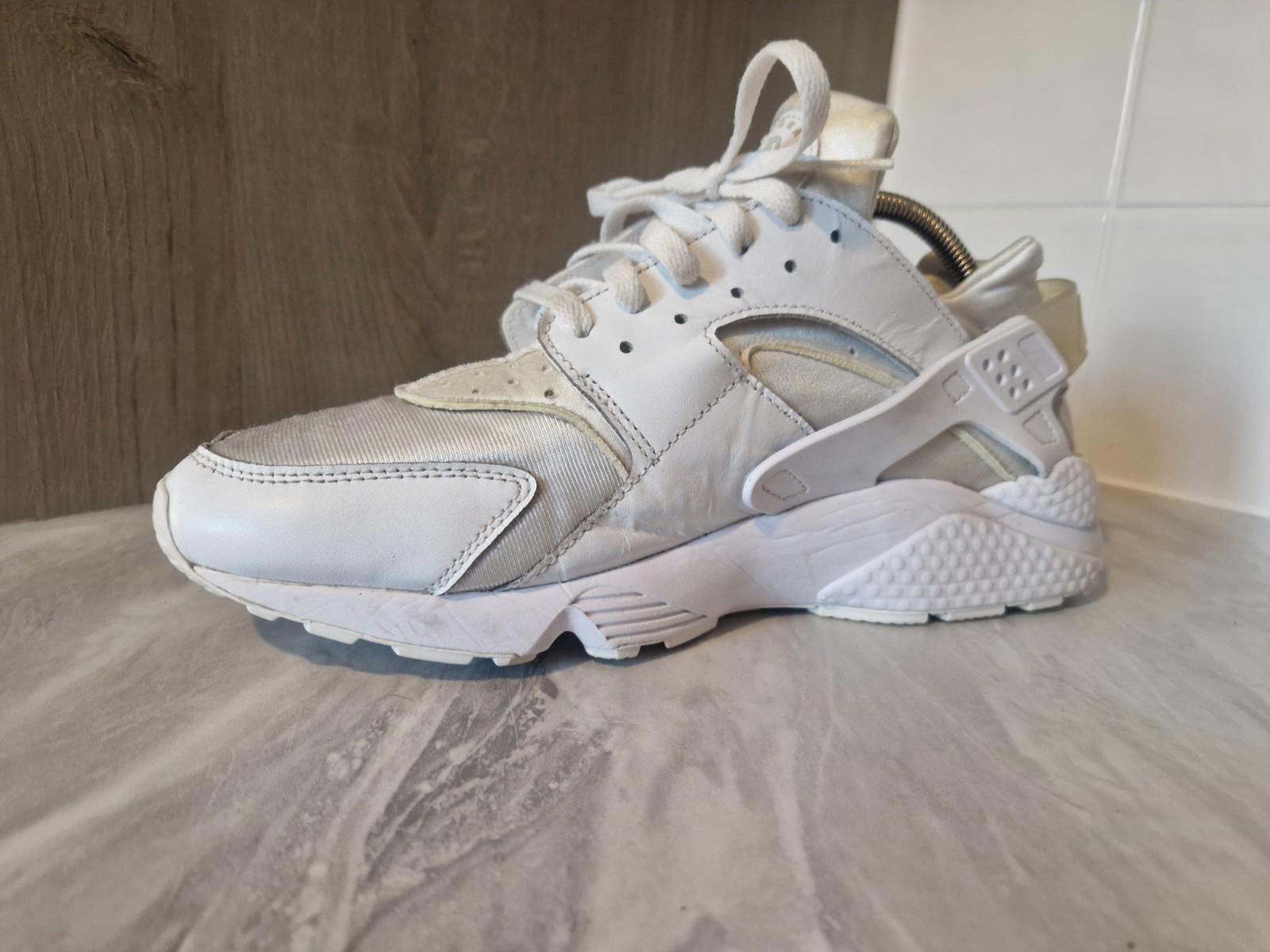 Nike Air Huarache Triple White Trainer Sneakers Mens Uk Size 11 Gc