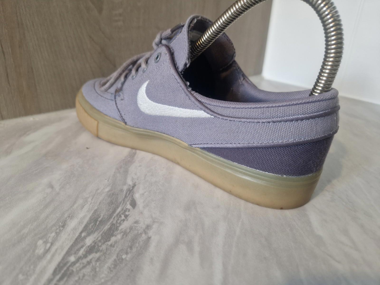 Nike SB Stefan Janoski Grey Skateboarding Canvas Trainers Gum Sole  - UK 5  Vgc