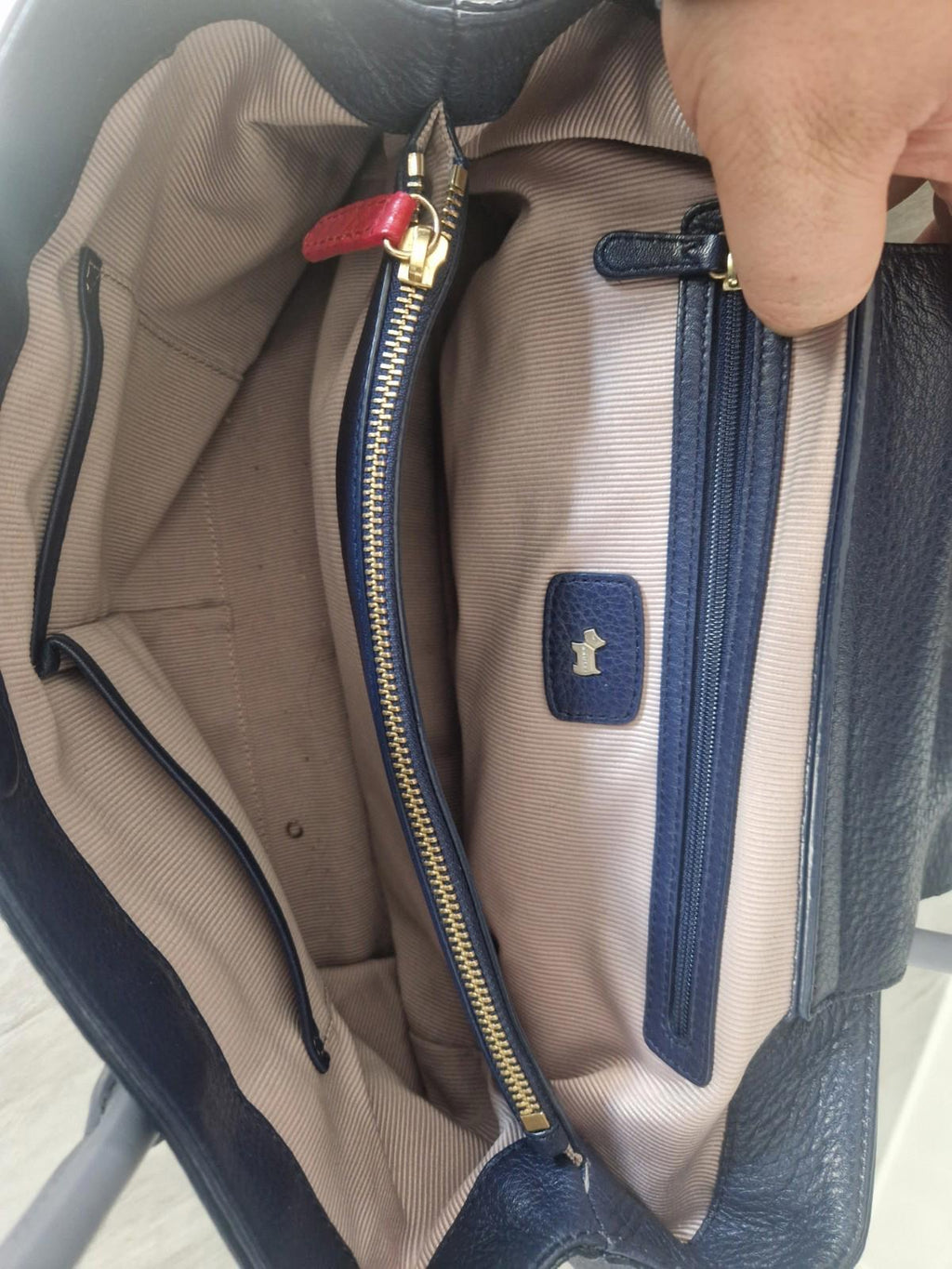 Radley Navy Leather shoulder bag with light blue handles red Leather Accents