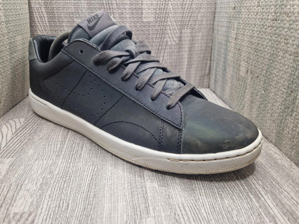 Nike 2005  Ultra Premium Black  Iridescent trainers uk size 12 Vgc