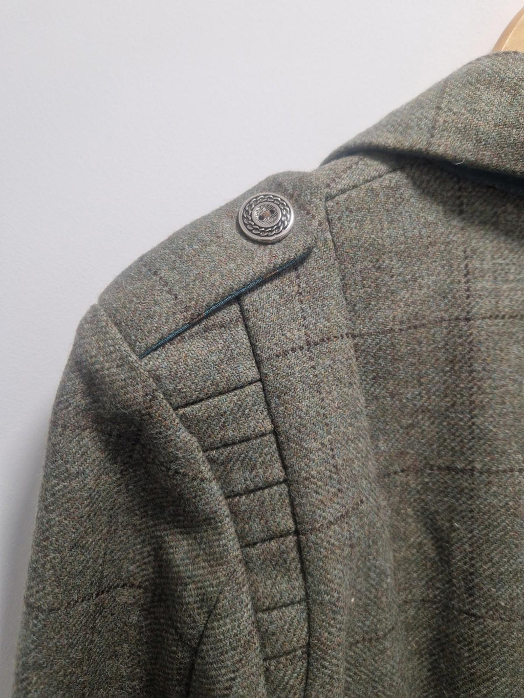 Hannah Wright Ladies Beautiful Check Tweed  Blue Trim Jacket Uk 12 Made In Wales