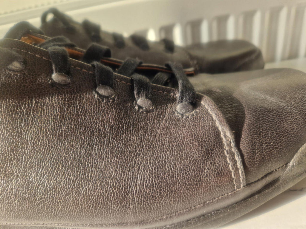 Clarks Black Leather Flexlite Lightweight Trainers Uk Size 11 G Preowened  Vgc